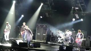 Oasis - The Shock Of The Lightning (Live in Chile)