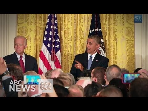 Obama shuts down heckler at White House