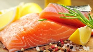Кета с картофелем в сметано-чесночном соусе
