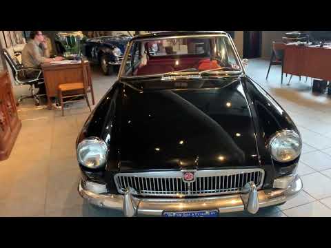 67 MGB GT