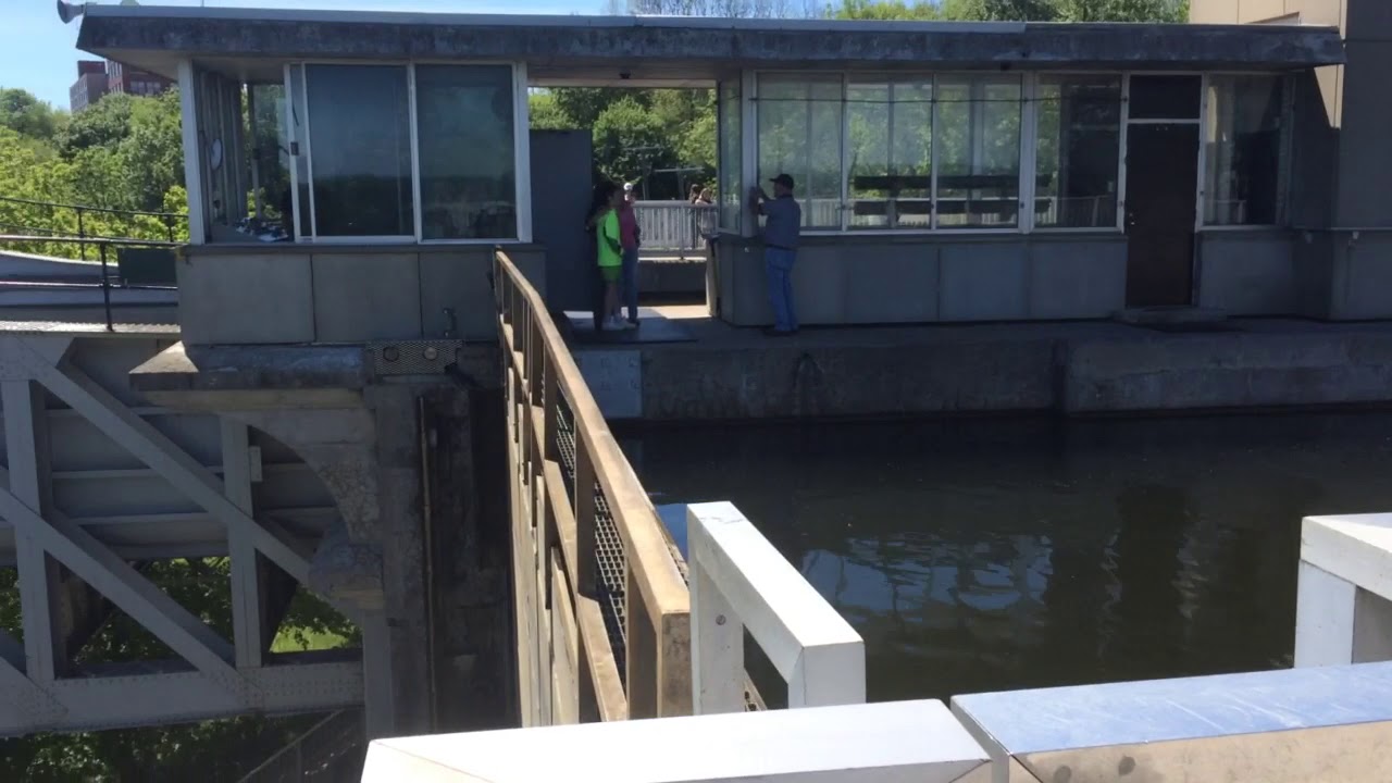 Peterborough Lift Locks (2/4) YouTube