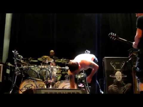 John Drumming-Wes Messing With Guitar HD (live @ o...