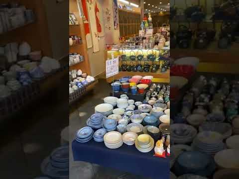 Tokyo Shopping Tea Pots Bowls And Plates On Yanaka Ginza