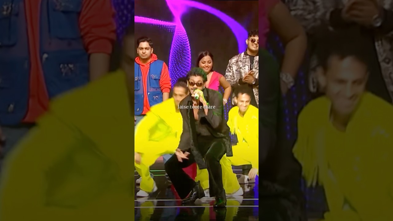 King ne apni team ke saath Sarkaare live perform karke iPopStar ka stage hila diya! 👑🔥 adlı videoyu YouTube'da izle King ne apni team ke saath Sarkaare live perform karke iPopStar ka stage hila diya! 👑🔥 adlı videoyu YouTube'da izle