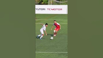 Pha Chạm Bóng Đầy Tinh Tế Của “Cựu Tuyển Thủ Futsal” Trần Tuyên #hongsongk #bongda #goalkeeper