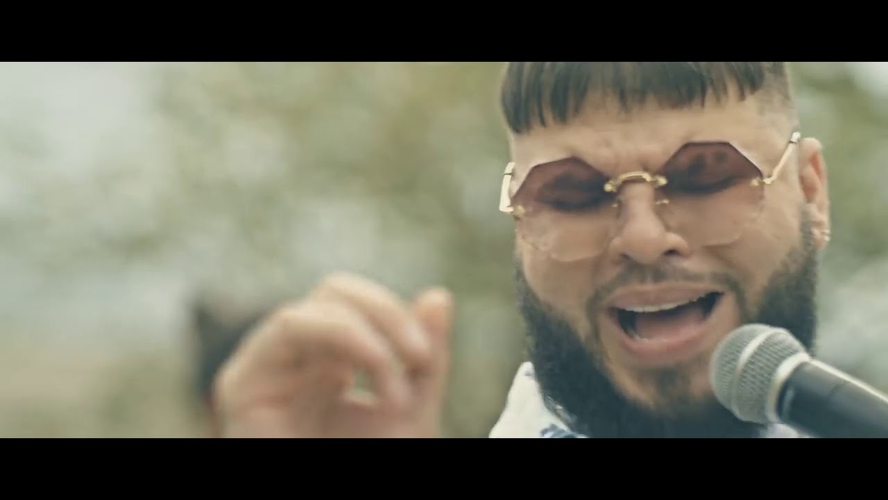 Farruko Qué Hay De Malo Official Video 720p Youtube