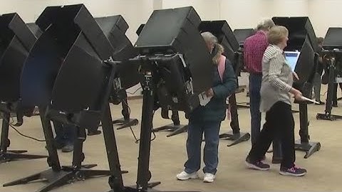 Election expert weighs in on early voting, absentee numbers