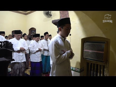 Sholat Tarawih di Pesantren Tebuireng | 2 Rakaat 6 Menit lebih....