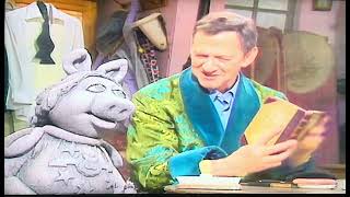 The Muppet Show: Dressing Room Moment with Tony Randall
