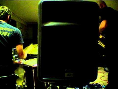 Tonton Dead Neanderthals Live In The Rehearsal Room 3 di YouTube Tonton Dead Neanderthals Live In The Rehearsal Room 3 di YouTube