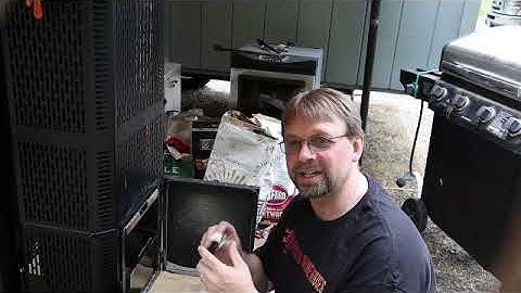 How to light your Masterbuilt Gravity Series Grill/Smoker