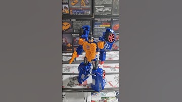 Transforming POTP (Deluxe Class) Punch/Counterpunch #transformerscollection #transformerstoys