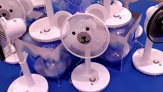 扇風機たち