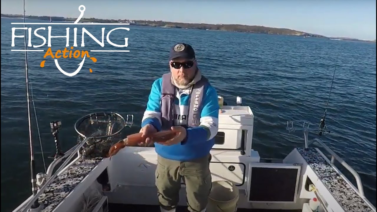 Formosa SRT 520 Centre Console | Botany Bay Sydney Squid Fishing | Fishing Action