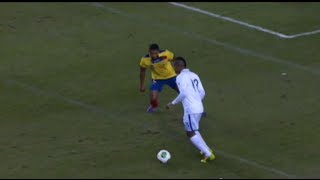 Defender gets OWNED - Honduras vs Ecuador