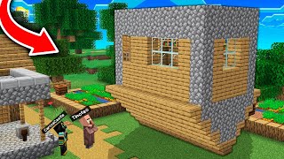 Troleé a un Aldeano ESTAFADOR con una Casa al Revés en MINECRAFT