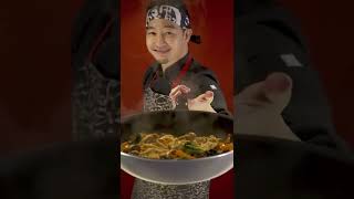 Comida oriental, con un buen Udon Cantonés  | Cocina japonesa con Yuta #Shorts