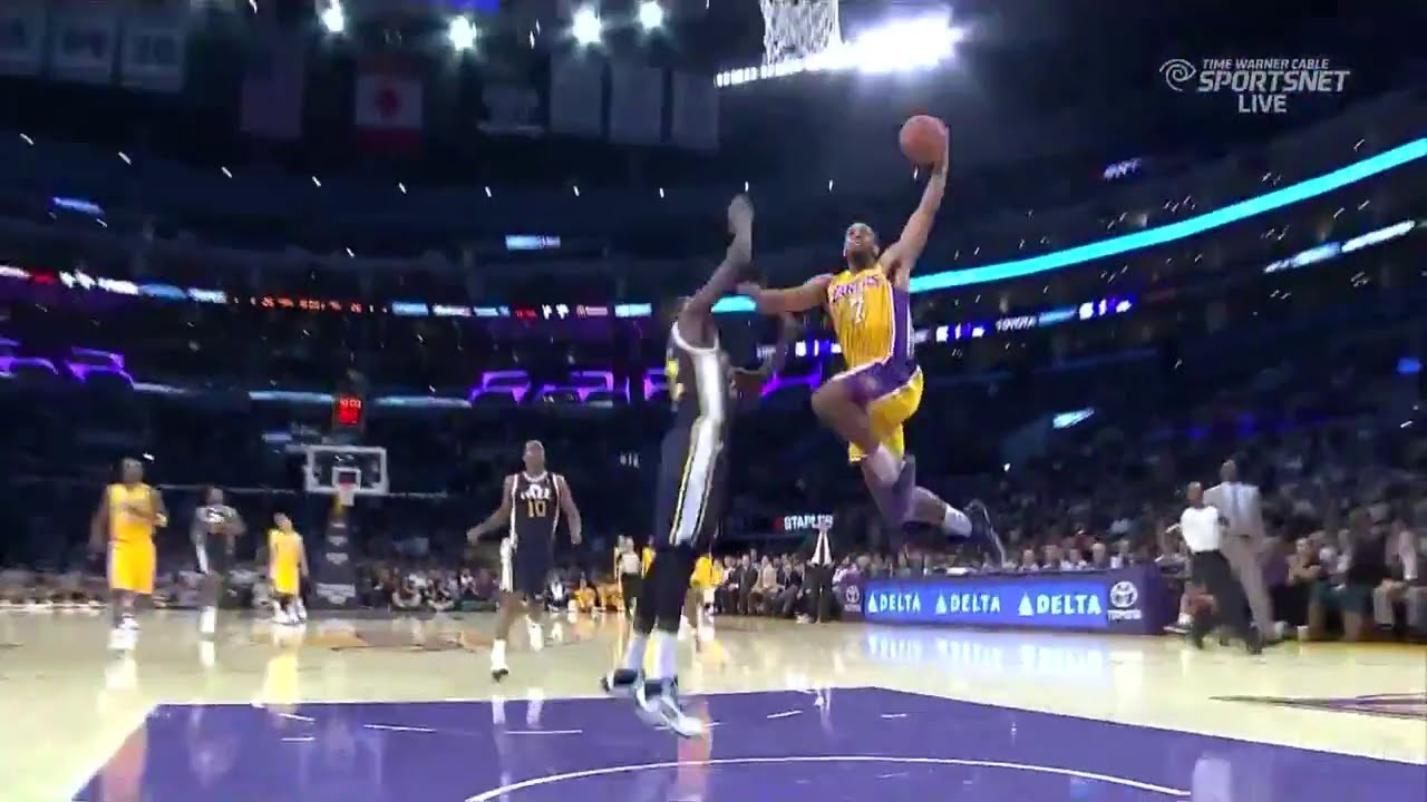 Xavier Henry Sick Dunk on Justin Holiday (2013.10.22) (NBA PRESEASON)
