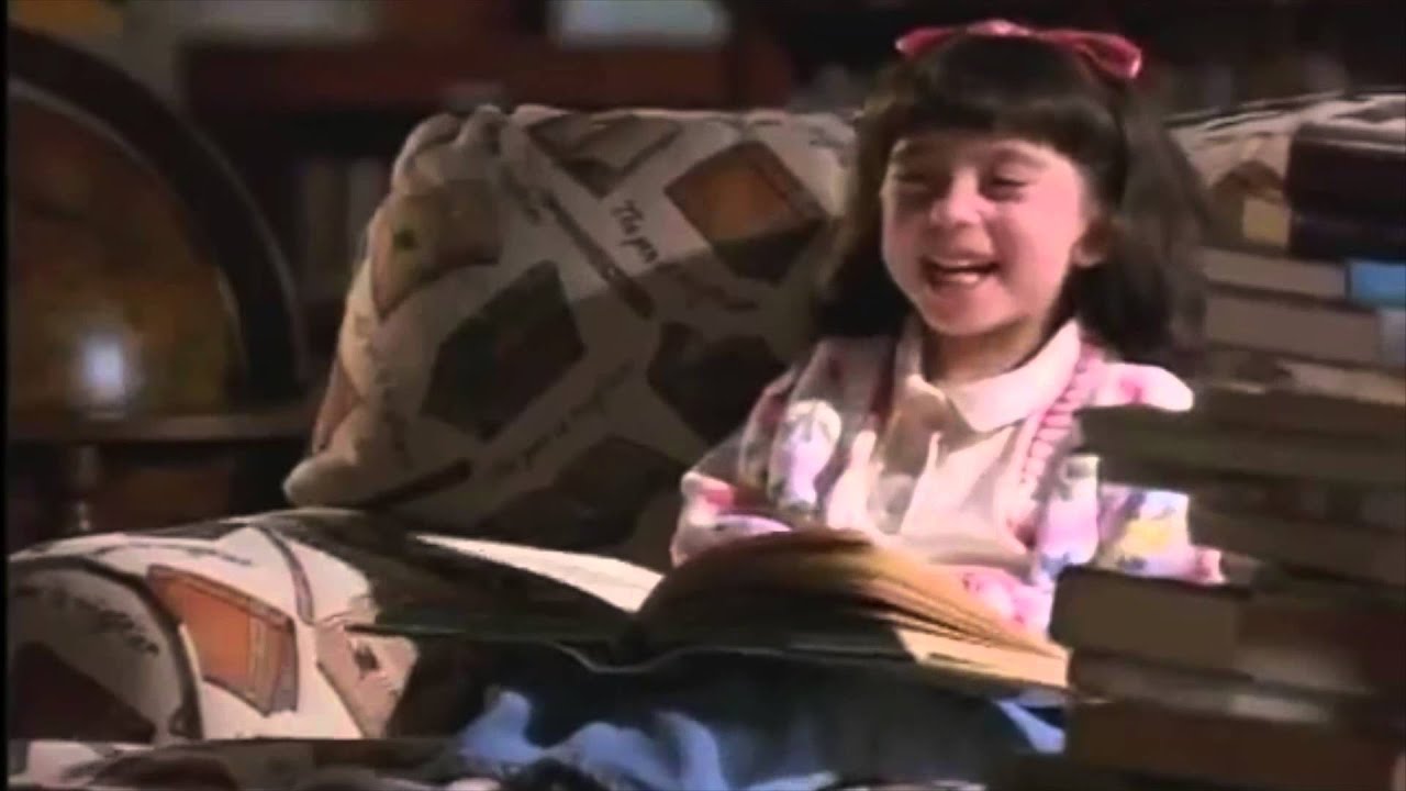 Matilda read. Matilda 1996 smile. Matilda 1996 characters.