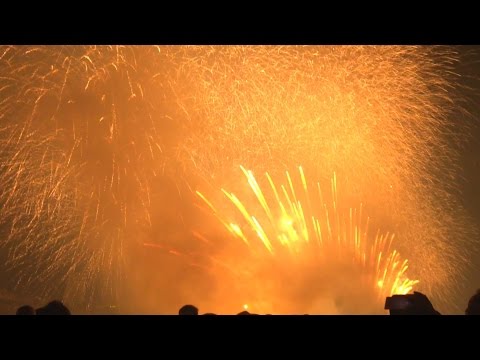 第28回なにわ淀川花火大会フィナーレ・ラストの花火大連発