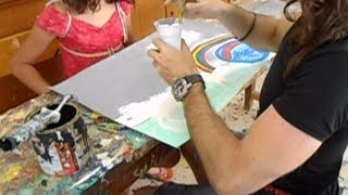 Κατασκήνωση Διόνυσος ΤΥΠΕΤ 2013 - Ζωγραφική στην αίθουσα καλλιτεχνικών
Ο ομαδάρχης χώρου Γιάννης μαζι με τα παιδια φτιάχνουν πανό με θεμα το εξώφυλλο του δίσκου Romantic warriors ! Πλάνα απο την Α περίοδο 2013 στη κατασκήνωση Διόνυσος του ΤΥΠΕΤ.. Μου λείπετε πολυ να το ξερετε!!! Θα τα πουμε του χρονου!!! Romantic warriors are alive the legend have to survive!!! Κατασκήνωση Διόνυσος ΤΥΠΕΤ 2013 - Ζωγραφική στην αίθουσα καλλιτεχνικών