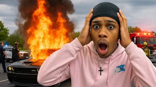 AUTO GEFANGEN BEIM AUTOTREFFEN IN NORTH CAROLINA IN BRAND