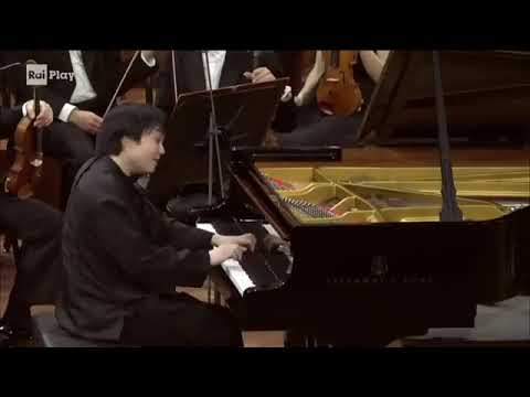 Mozart Piano Concerto KV488 / Takeshi Kakehashi 梯 剛之 - YouTube