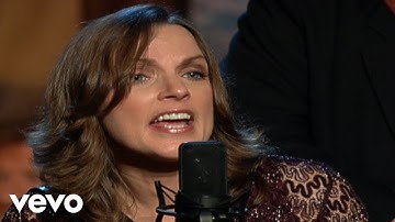 Bill & Gloria Gaither - When the Angels Sing [Live] ft. Rhonda Vincent & The Rage