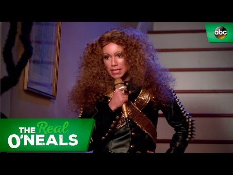 Kenny as Beyonce - The Real O'Neals