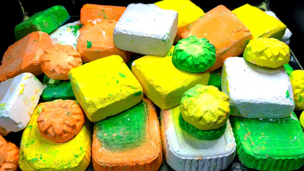 Gym chalk soft, fluffy, dusty, crunchy,oddlysatisfying 