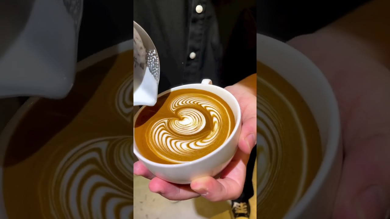 Wing Tulip 🌷 Latte Art | Coffee Art #latteart #shorts [Barista:- @_wen_hong]