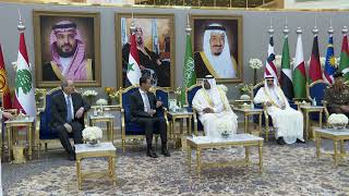 Thumbnail for وصول الرئيس بشار الأسد إلى مطار الملك خالد بن عبد العزيز في العاصمة السعودية الرياض