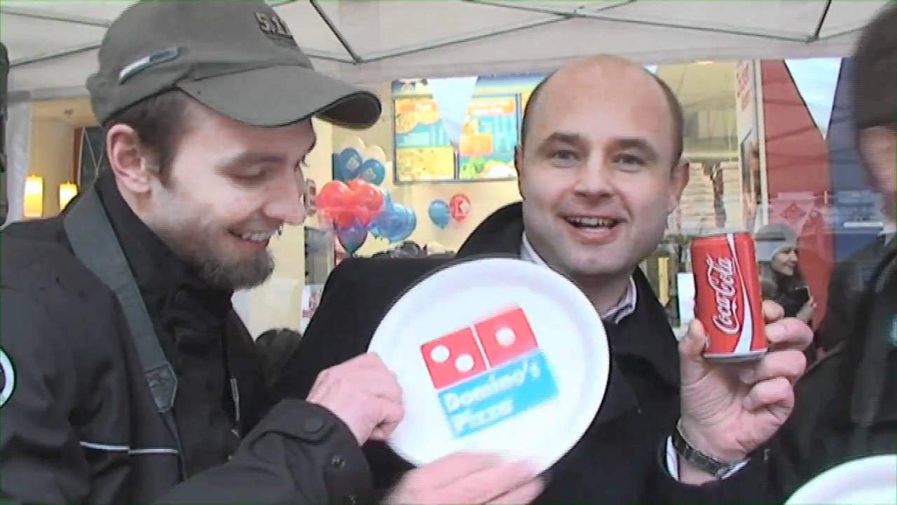 dominos-pizza-er-ffung-der-ersten-deutschland-filiale-in-berlin
