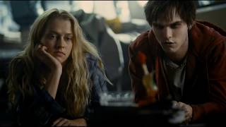 Тереза Палмер и Николас Холт в фильме -Тепло наших тел Warm Bodies, 2013.Муз.клип. Тереза Палмер и Николас Холт в фильме -Тепло наших тел Warm Bodies, 2013.Муз.клип.