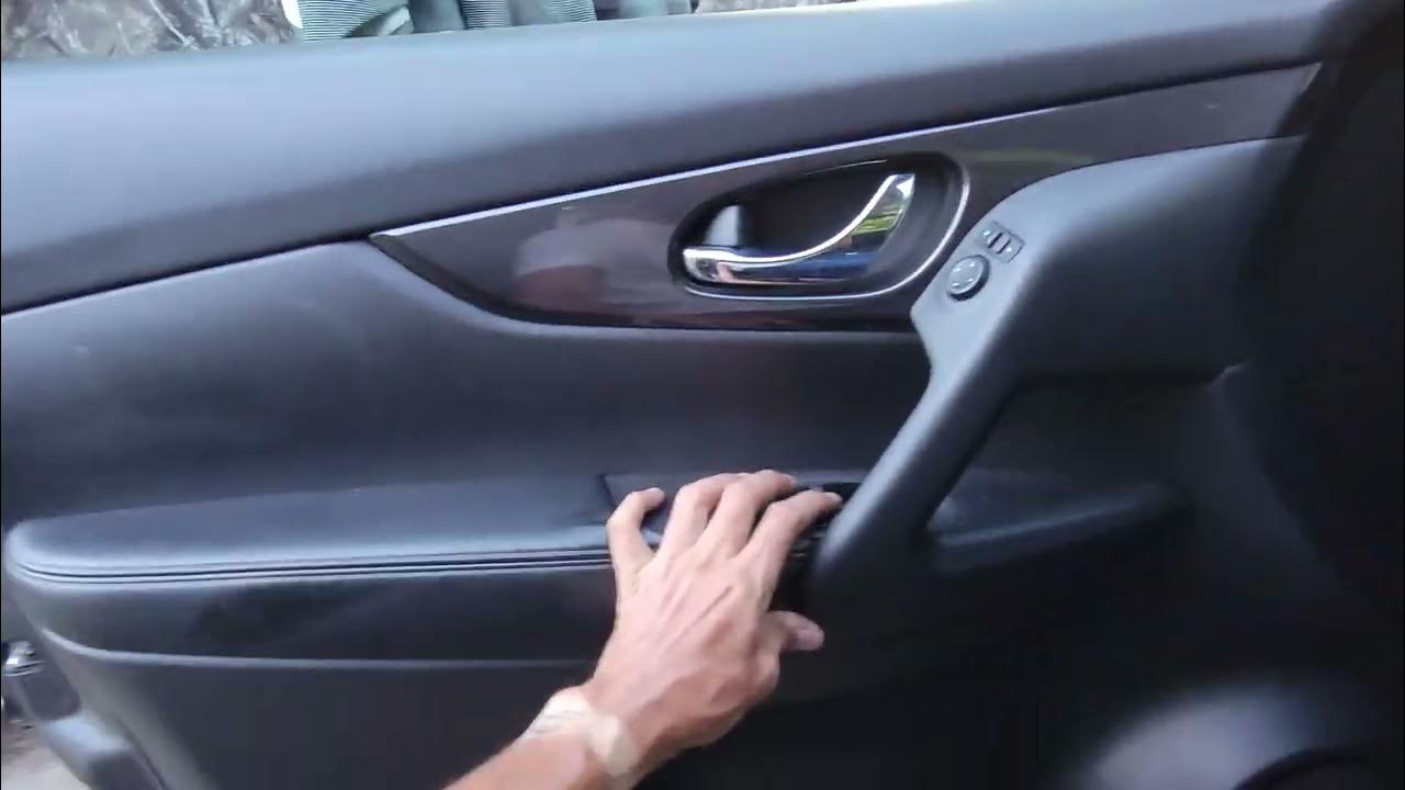2019 Nissan Rogue radio issue - YouTube