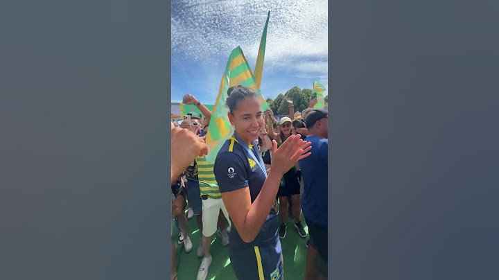 Duda e Ana Partricia comemorando a Conquista da Medalha de Ouro com a Galera!
