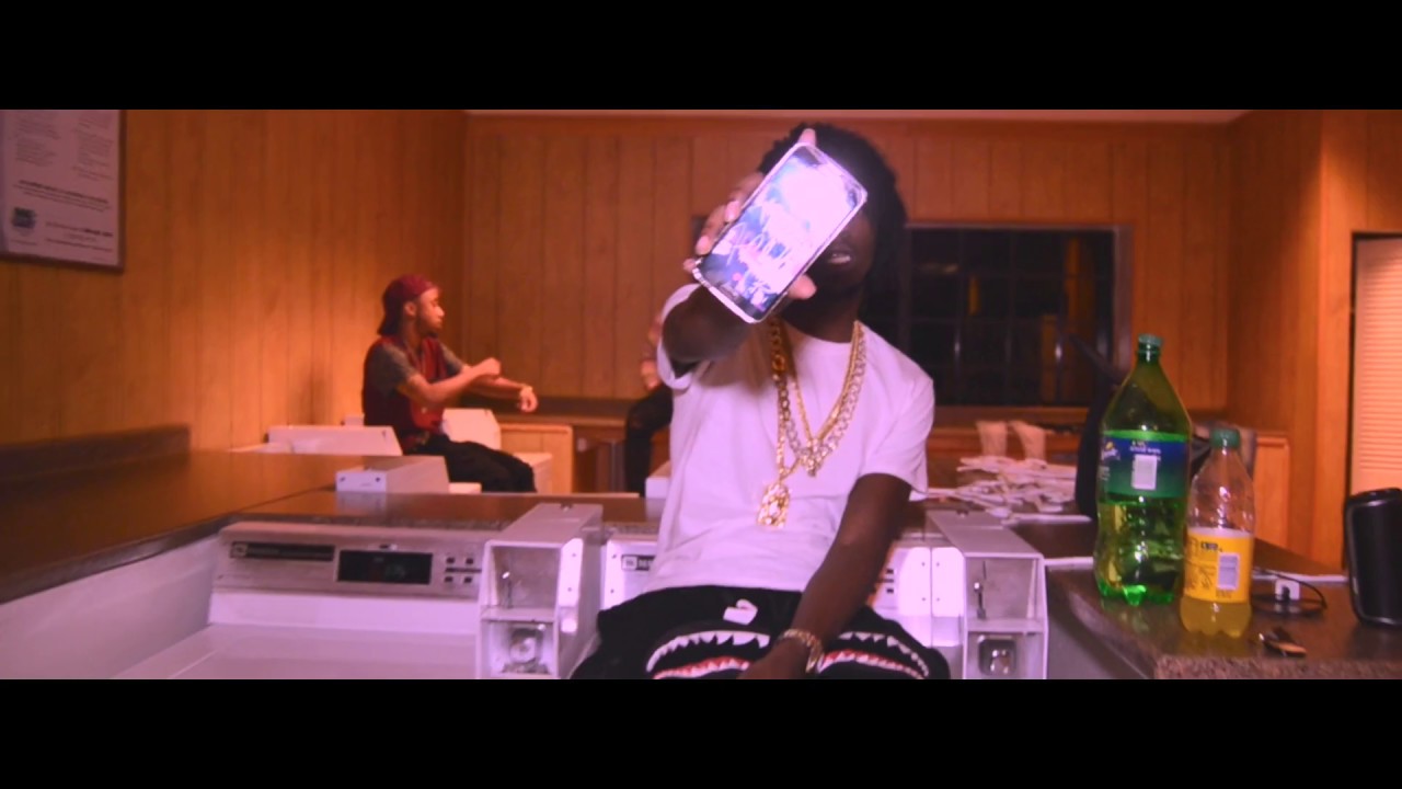 Guarda FreakO'Kash - Left Wrist (Prod. By PoloBoyShawty) | Video By STF su YouTube Guarda FreakO'Kash - Left Wrist (Prod. By PoloBoyShawty) | Video By STF su YouTube