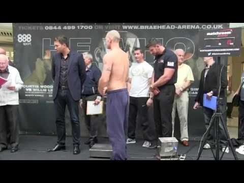 Simmons & Camacho weigh-in & face-off