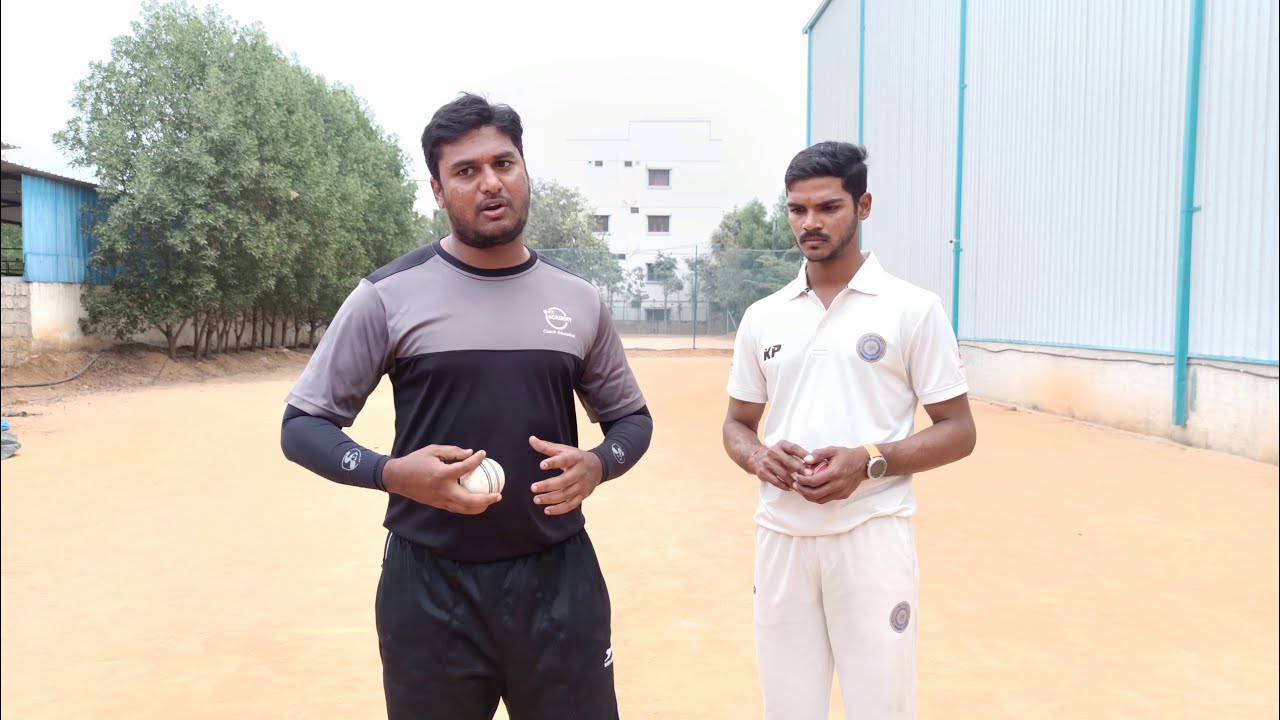 how a off spinner grip, RuN up & ActioN ShoulD Be? ExplaineD Detailly in TelugU