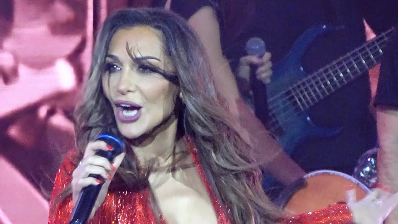 Δέσποινα Βανδή | Dance Medley | Live ☆ Κέντρο Αθηνών | 2026 #despinavandi #desp1navandi 
