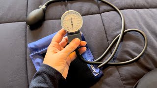 Best Manual Blood Pressure Cuff for Pre-Nursing: Review of PARAMED Aneroid Sphygmomanometer