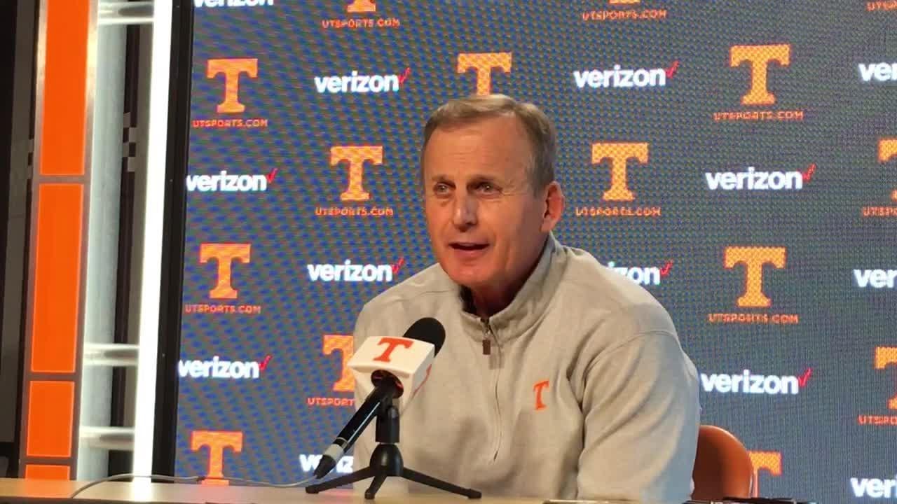 Rick Barnes We All Appreciate This Senior Class Youtube