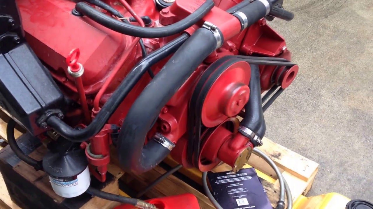 VOLVO PENTA 7.4 CV ( 300 ) - YouTube