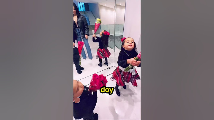 A JUANITO TAMBIÉN LE GUSTA LAS FLORES 😍❤️😎 | #jukilop #shorts #viral