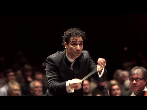 Vídeo: Qual orquestra encomendou o concerto de bartok para orquestra?