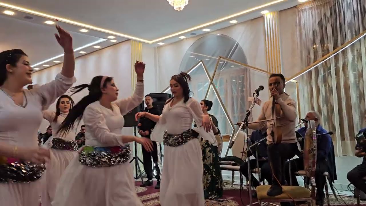 قصارة ولا في الأحلام للمجنون لحسن الخنيفري مع أحلا شيخات الأطلس 💃🏻🔥🎻جديد قصاير مدينة أزرو 2025