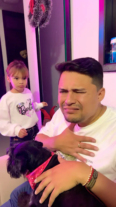 No entiendo por qué cantan así ?#humor #cosasdefamilia #comedia #shortviral