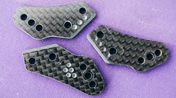 TUNE YOUR HB RACING BUGGY WITH STEERING PLATES | PRO TIPS BY DAVID RONNEFALK