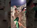 سحبو على الطابور ويسلمون على حمودي السعودية اليوم الوطني السعودي سحبو على الطابور ويسلمون على حمودي السعودية اليوم الوطني السعودي