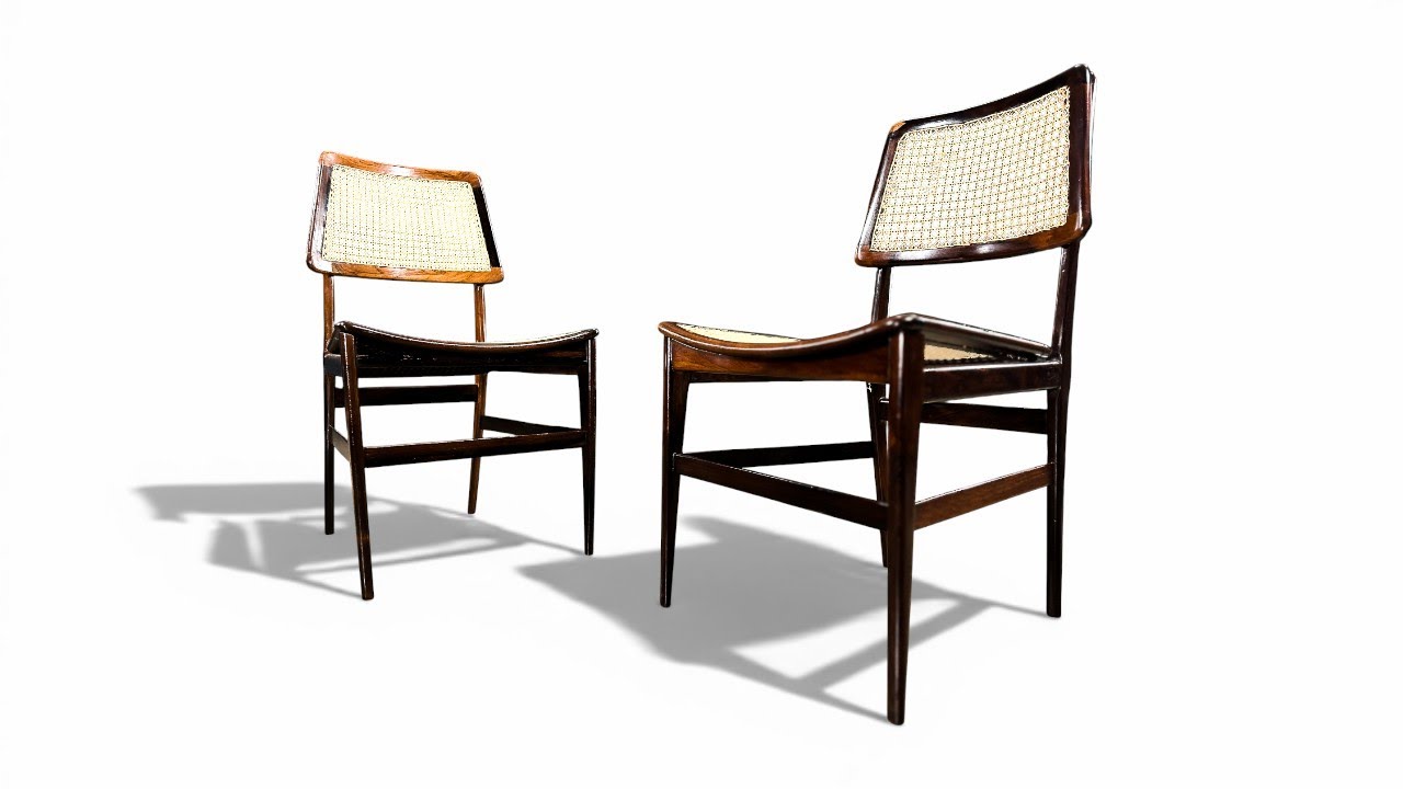 Pair of “Cadeira com Assento Curvo” Chairs in Rosewood and Cane by